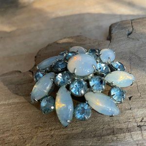 Vintage Juliana D&E Ice Blue Rhinestone & Opalescent Moonstone Pin Brooch